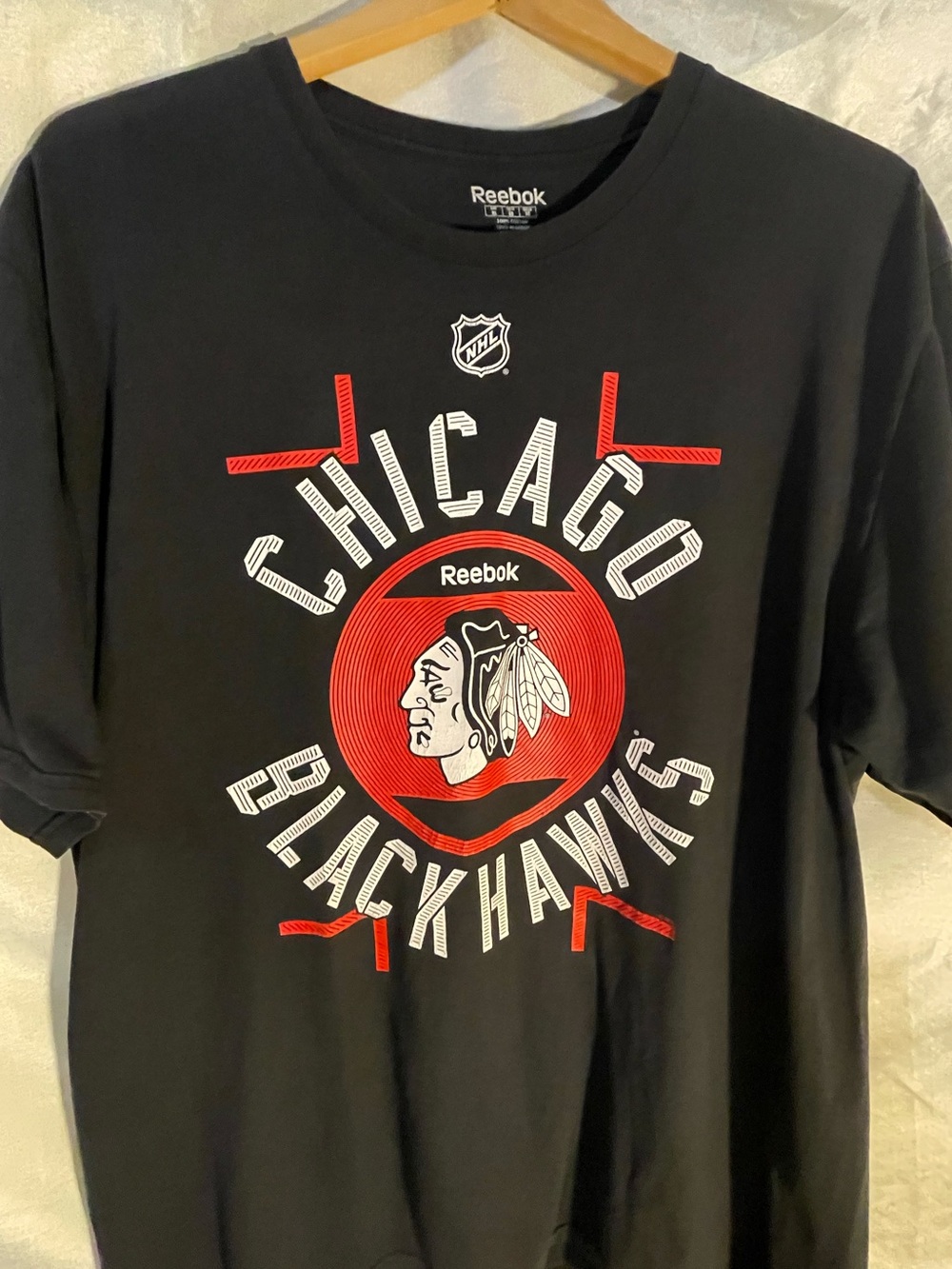 Reebok Chicago Blackhawks Black & Red Graphic Tee